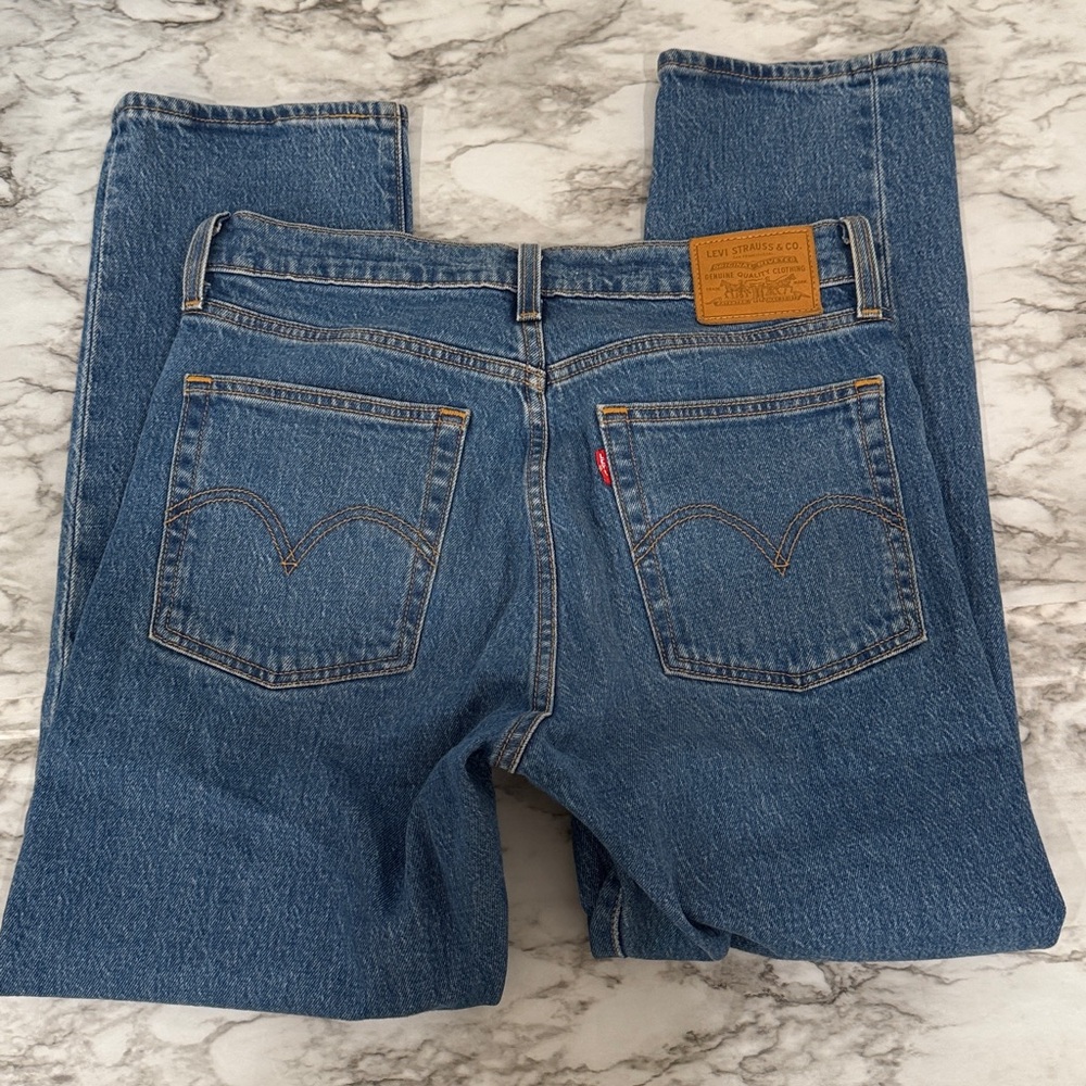 Levi’s Wedgie Straight Jeans
